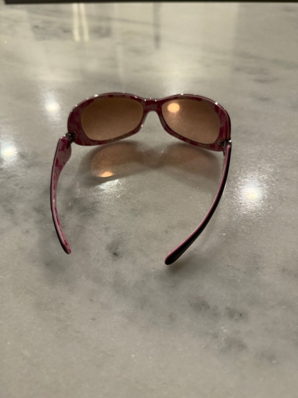 Oakley Women’s Pink and Black Frame Sunglasses with Brown Lenses - Picture 4 of 5